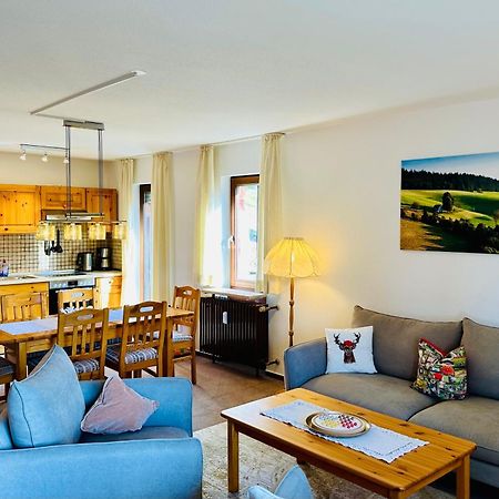 Ferienwohnung Lotti + Hochschwarzwald Card تيتيسي نيوستادت المظهر الخارجي الصورة